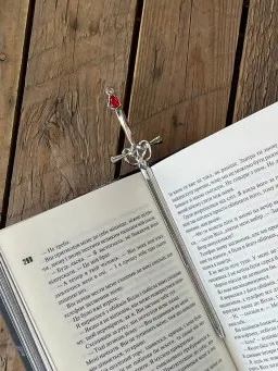 Закладка "Серебряный меч"