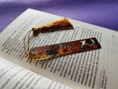 Металлическая закладка (золотая)